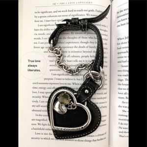 JUICY COUTURE KEYCHAIN HEART